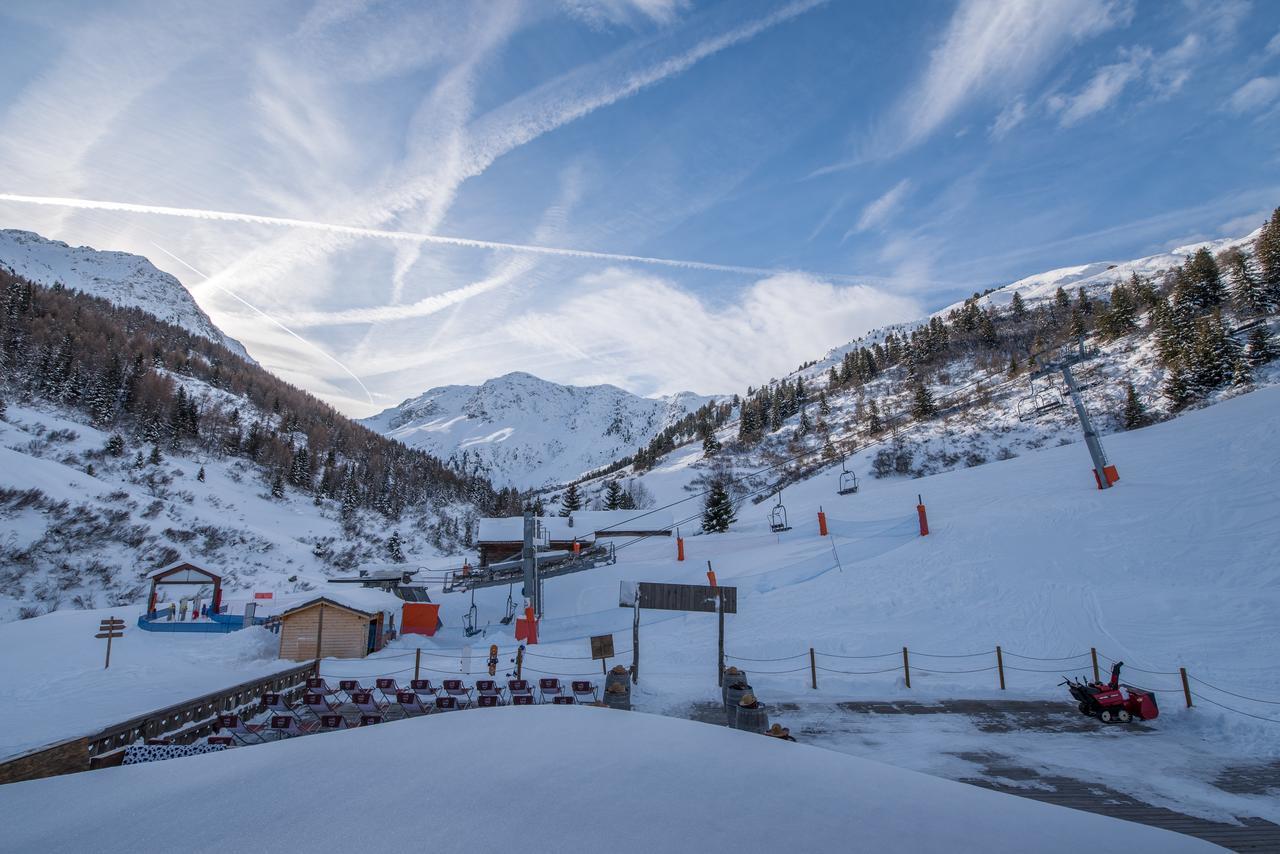 ホテル Chalet Du Friolin ラ・プラーニュ エクステリア 写真